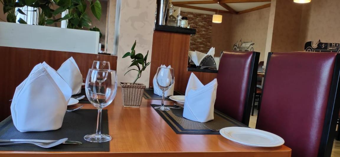 V One Hotel-ambara Elite